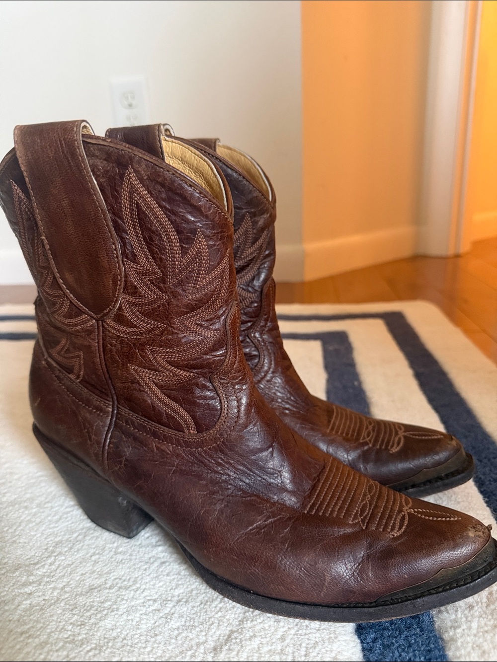 Idyllwind by Miranda Lambert Classic Brown Leather Cowboy Boots